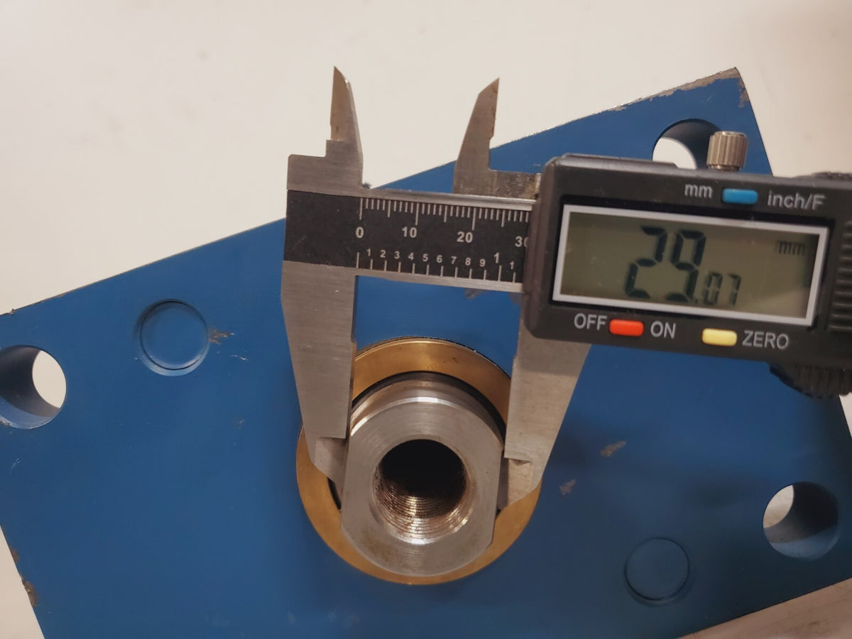 Rexroth Hydraulic Cylinder C-401152-0012 | 7877 MP1-HH 3-1/4 x 1-1/4 | 1700 PSI