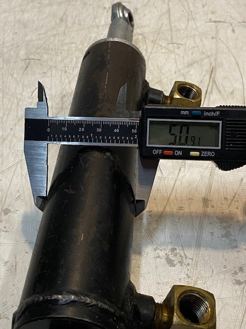 Hydraulic Tilt Cylinder 13mm Bore 15mm Thread 51mm OD 16" Long