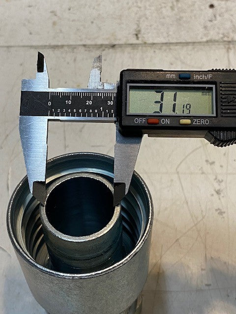 Eaton Weatherhead 43024U-624 Hose End Female Swivel 4-Wire Fitting 1-1/2" JIC