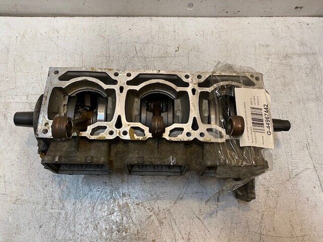 Rotax 6810890 / 6810940 Small 3 Cylinder Head Engine Block w/ Crankshaft