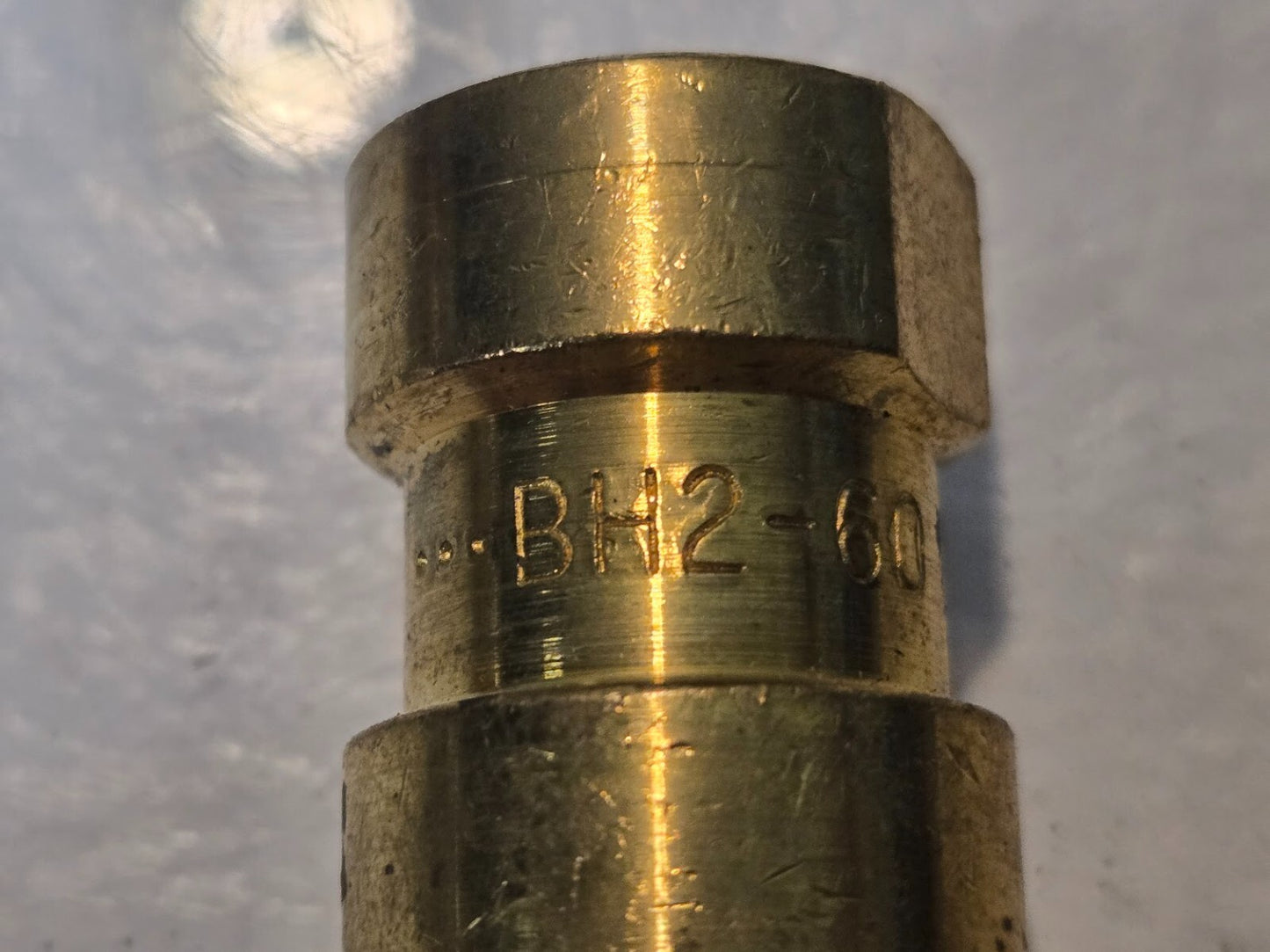 3 Quantity of Parker BH2-60 Hydraulic Quick Connect Fittings 1/4-18 NPFT (3 Qty)