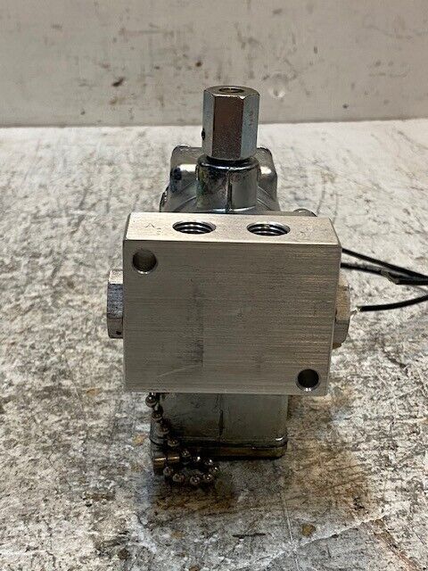 Parker Schrader Bellows Pilot Air Control Solenoid Valve N1952900153, K065903353