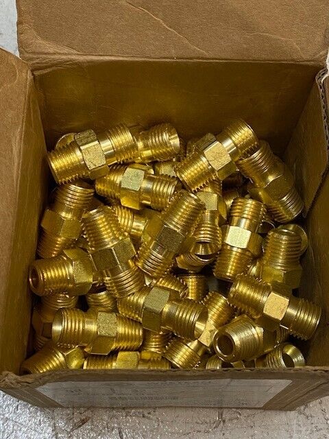 Box of 50 Qty of Western/Scott Fetzer Co. CGA 022 Body 1/4 NPT