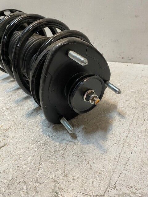 KYB Strut-Plus Assembly SR4231