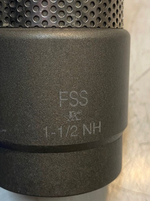 FSS Barrel Strainer with Foot Valve 1-1/2 NH 5-1/2" Tall 47mm ID