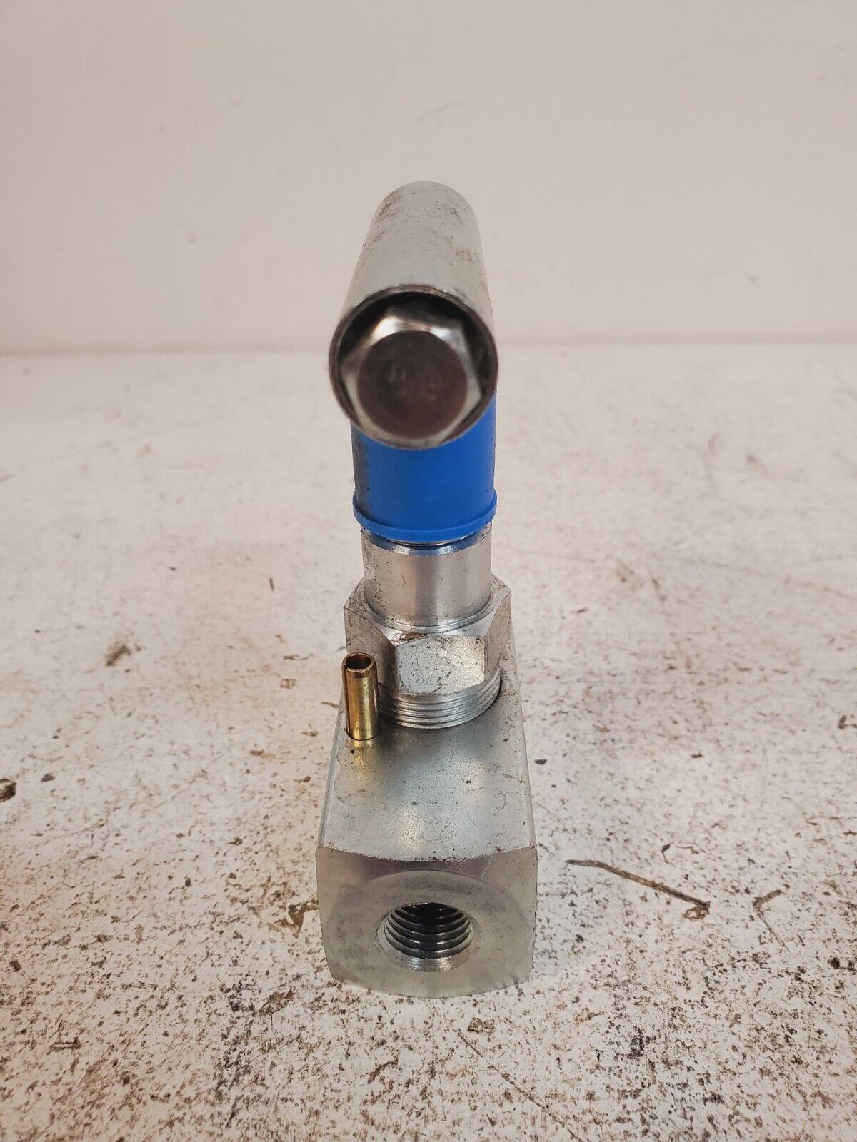 KF Industries Needle Valve 1/4" 25-145 | 6000 PSI