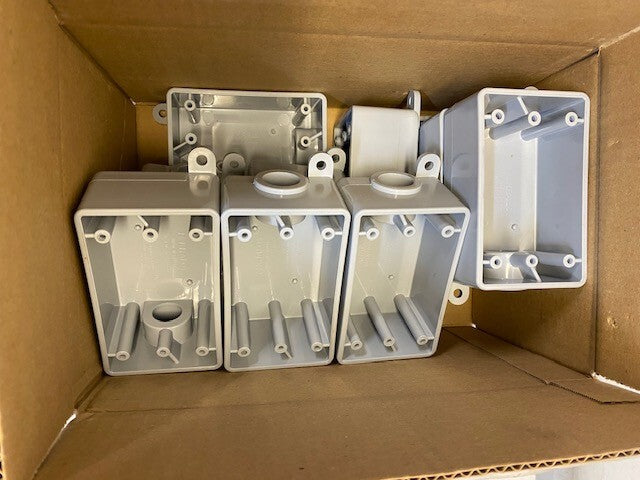 Box of 10 Pcs of Kraloy 078229 PVC Fittings 1/2" FSE 05-1/2"/16mm