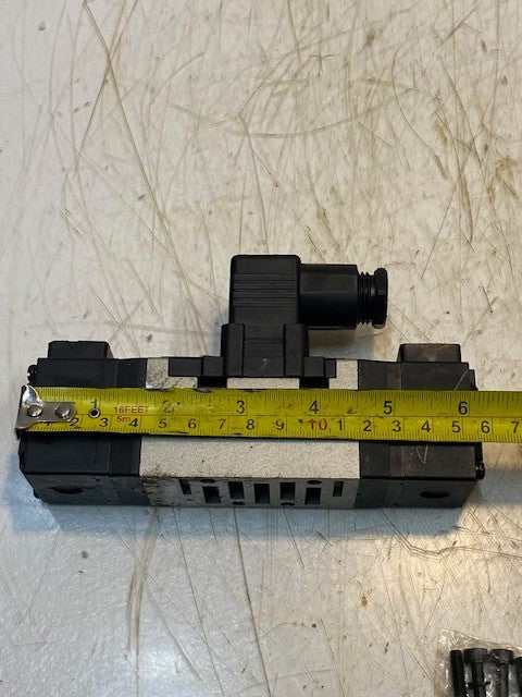 SMC UKL Jaico Pneumatic Port Solenoid Control Valve VS7-6-FG-D-3Z | DC24V