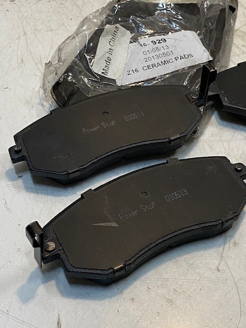 Power Stop Z16 Ceramic Brake Pads Set of 4 | 16-929 | 010513 | PWR-16H-929-FF