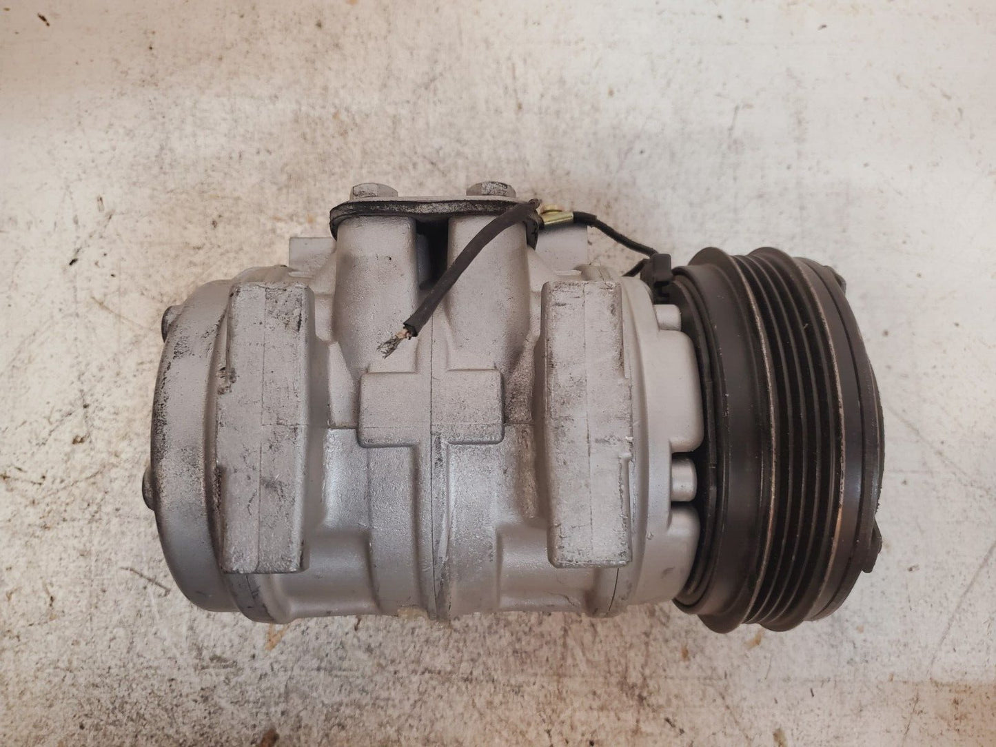 A/C Compressor AC35 | 024527 | T16 | K03