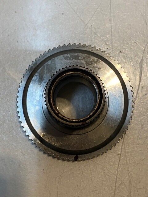 Automatic Transmission Hub with a Shaft 108mm 70-Teeth 30mm 52-Spline