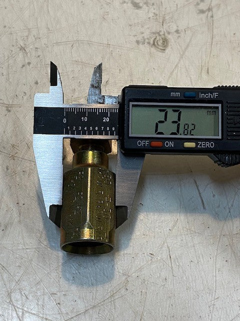 Parker 30 Series 3/8x2W R2 No Skive PB8D 34-42 KD8D Hydraulic Hose Fitting