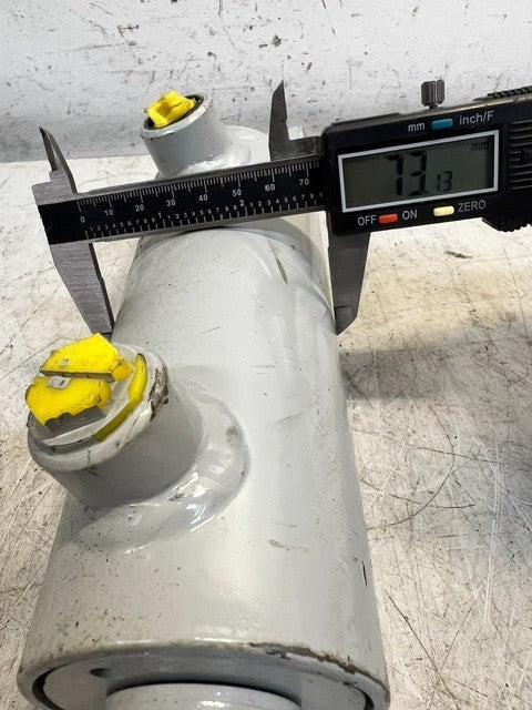 Double Acting Hydraulic Cylinder Clevis Mount Welded 28.82mm Bore 18-1/4' Length