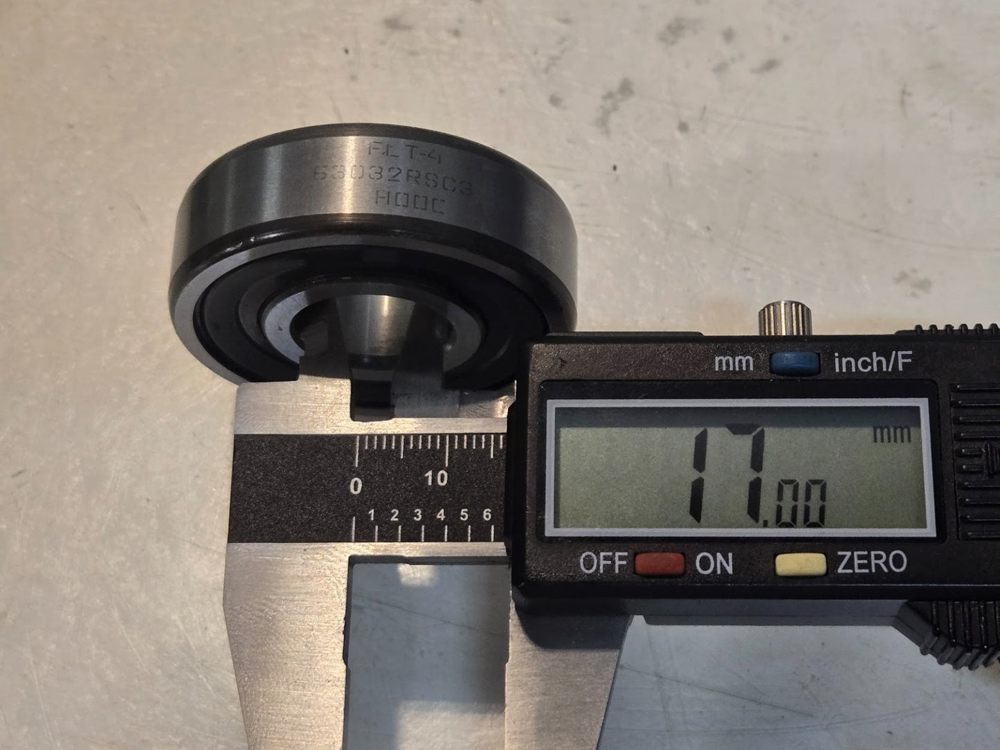 7 Quantity of FLT-4 Ball Bearings 63032RSC3 | 47 mm OD x 17 mm Bore (7 Qty)