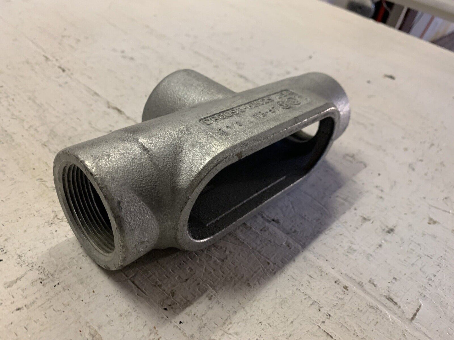 TB57 1-1/2” NPT Iron TB Form 7 Conduit Body