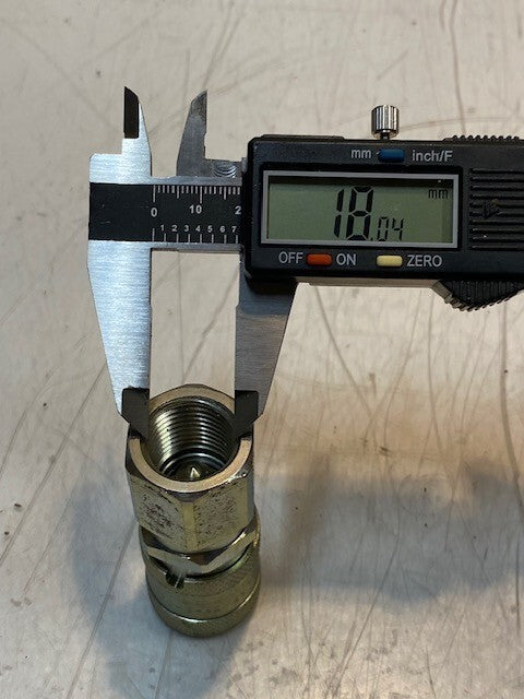 Aeroquip 3/8” Hydraulic Coupling Fitting FD49 Series 27mm OD 18mm ID