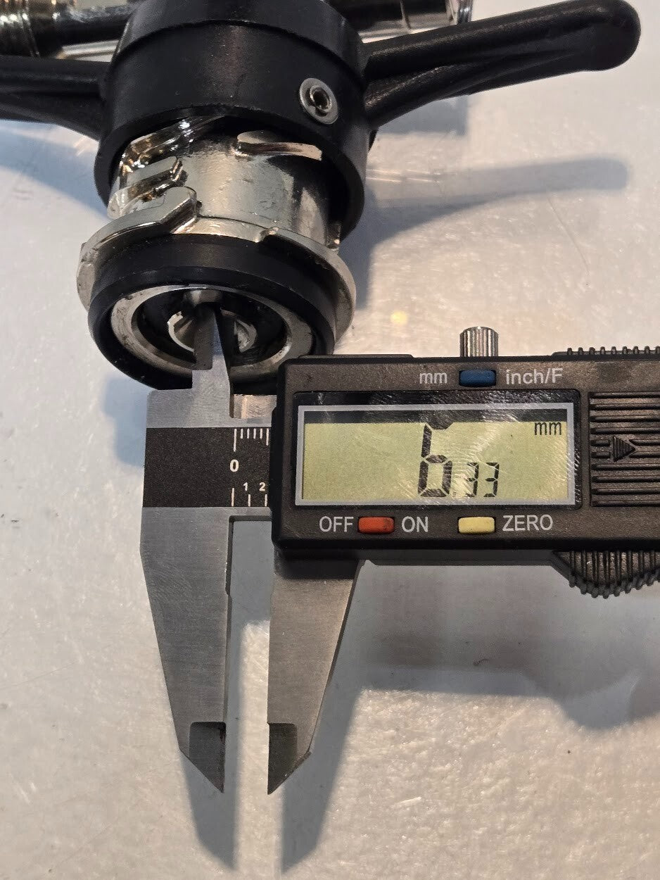 American Sanke D Type Coupler | Low Profile Twist on Type 3/4" Thread Connector