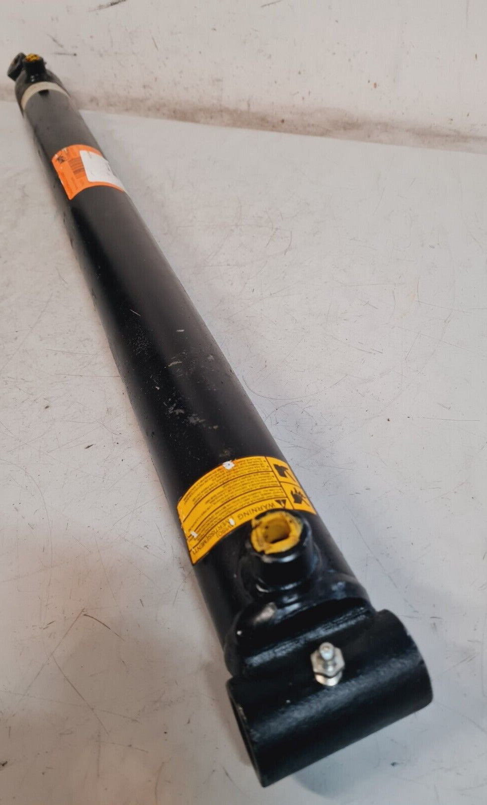 Eagle Welded Hydraulic Cylinder HBU2028 | E090105 | EAG HBU2028