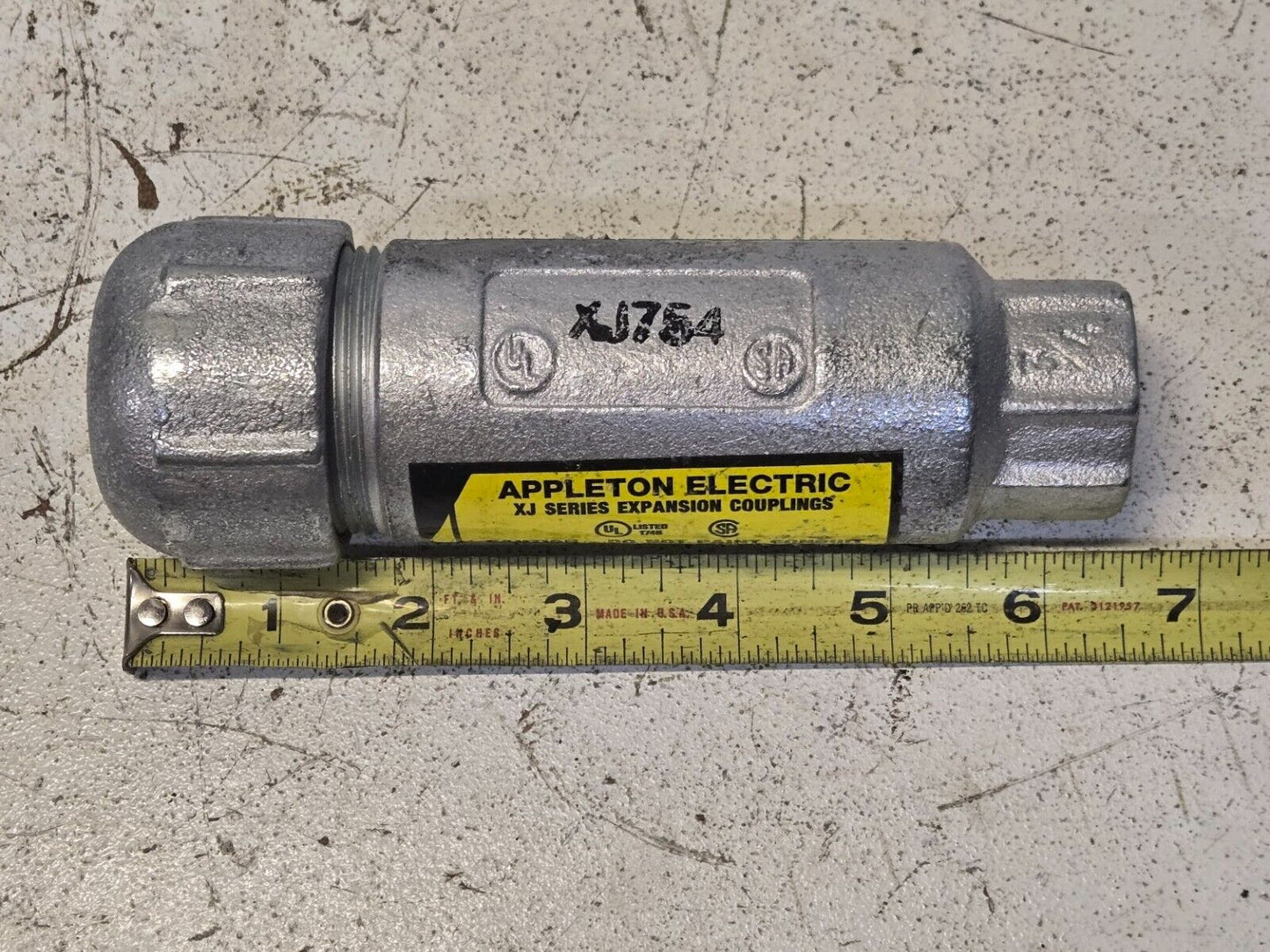 3 Quantity of Appleton Electric XJ754 Expansion Couplings (3 Quantity)