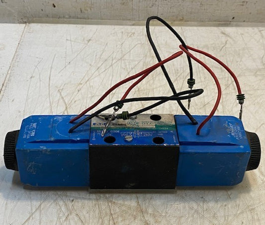 Eaton Vickers Hydraulic Solenoid Valve DG4V-3S-33C-M-KUP7-D2-G5-60-EN534