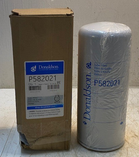 Donaldson Filtration Solutions P582021 Lube Filter Engine Oil Filter Replacement