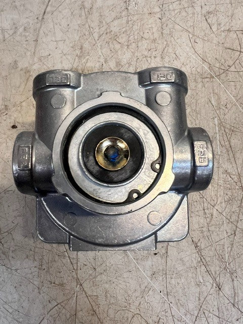 Haldex Pilot Relay Valve Truck Air Brake System N30096PA | 064A6A | RB000