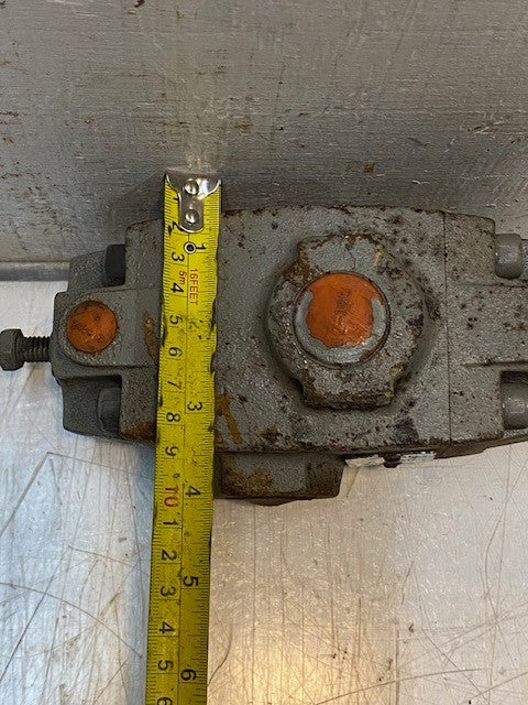 Sperry Vickers RT 06B223 Pressure Control Valve