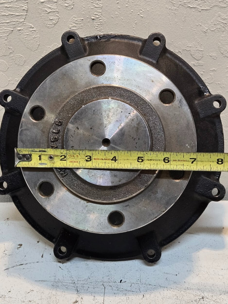 Tractor Hub and Cover M20BW 5L6