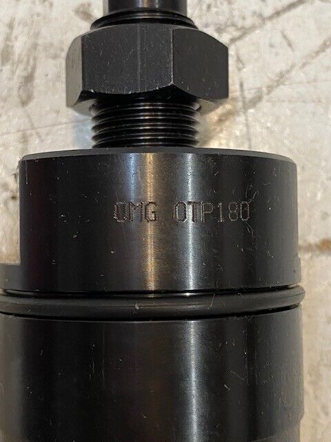 Nigata F6913031N Body Injector Fuel Valve Assembly Without Nozzle