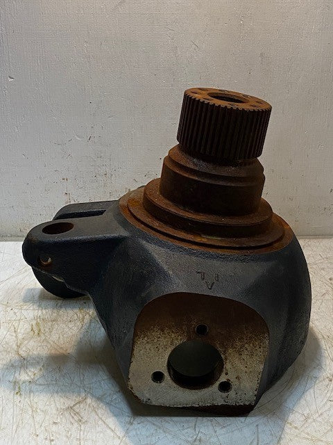 Right Hand Steering Knuckle Swivel Housing for Case Backhoe 070SK287