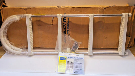 Garelick Gunwale EEz-In Hook 11" 4-Step Ladder 05041