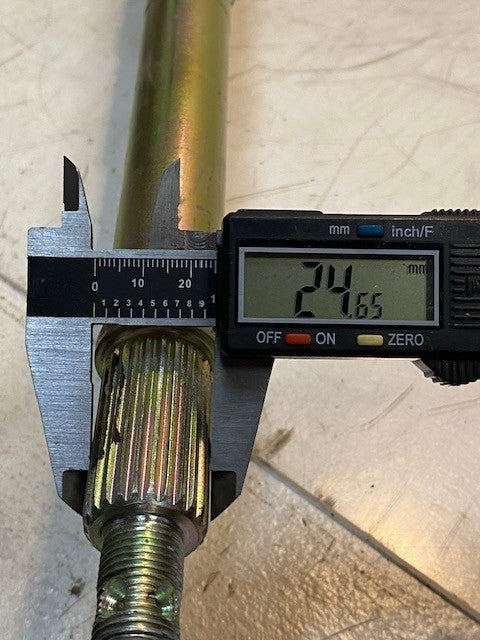Rear Axle 179-4-04-08-C | 41-1/2" Long 16mm End 25mm Thread 24-Spline 100mm OD