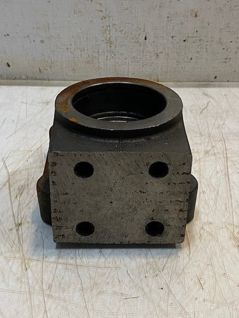 Lynch MB-1685-3 Reversing Gearbox Half Case Aerator Gear