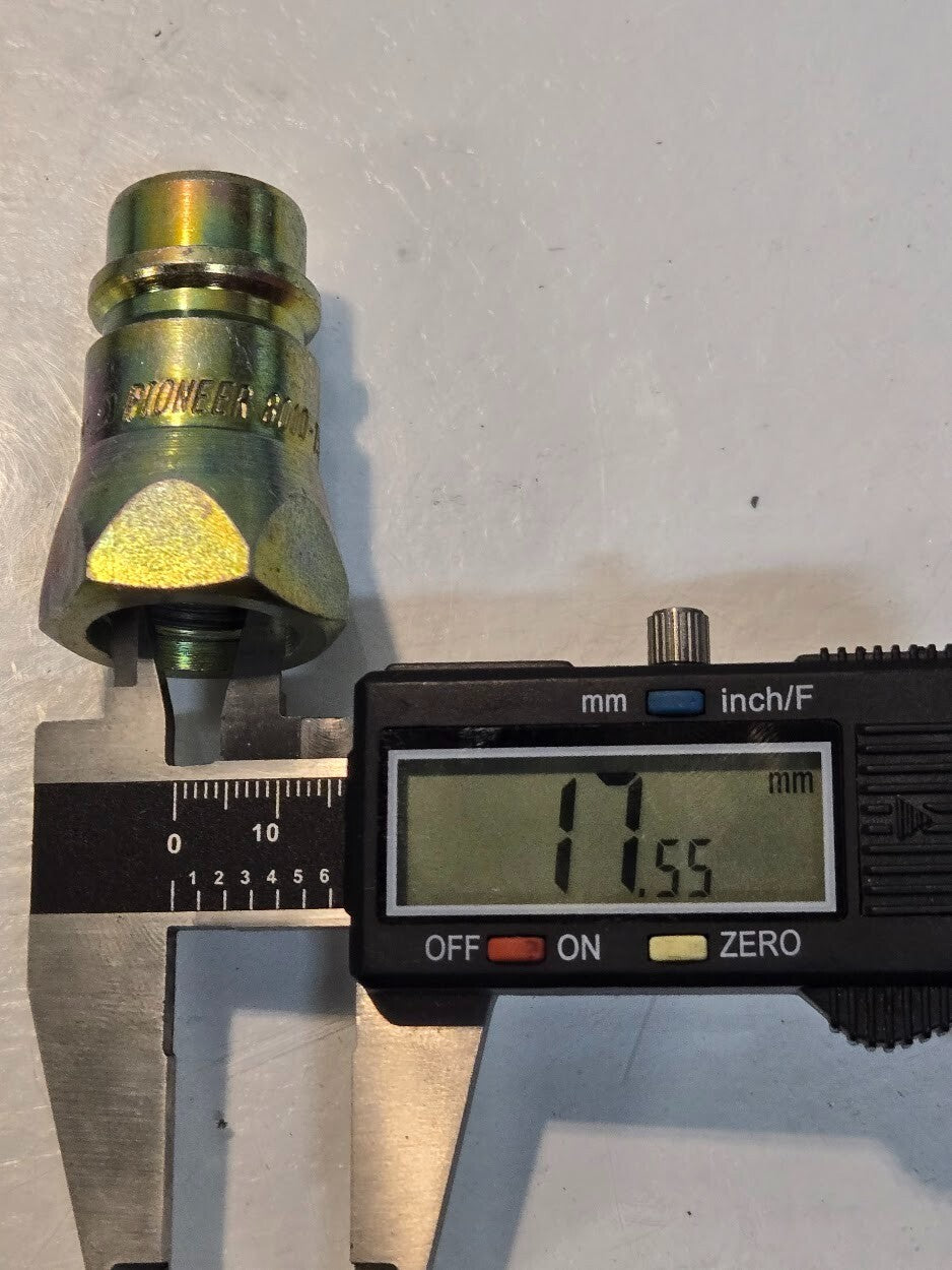 8 Quantity of Pioneer 8010-15P 1/2" Valved Hydraulic Nipples 3/4"-16 ORB (8 Qty)