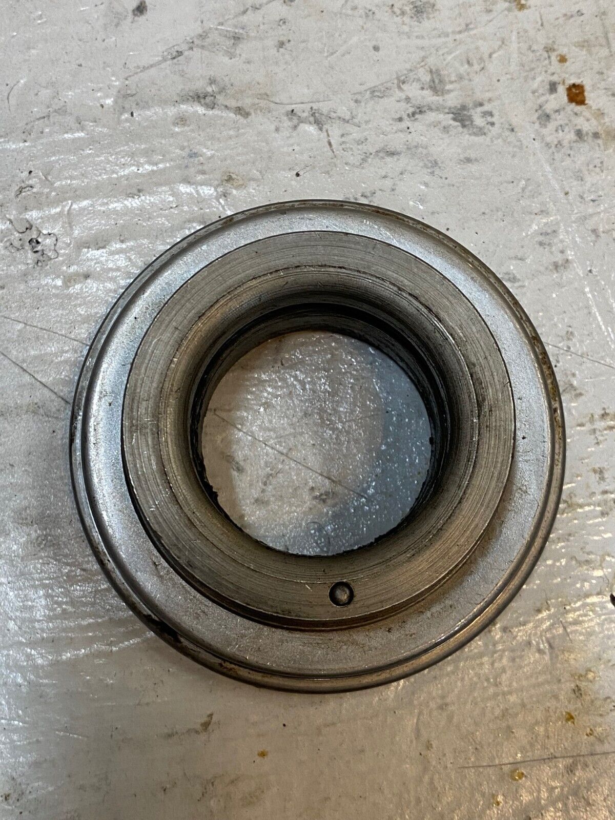 Clutch Release Bearing Assembly 1-3/8" ID 2-7/8" OD 1/2" Belt Diameter