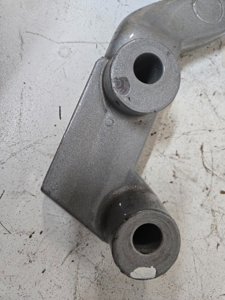 Volvo Step Rear Bracket 30660534 Chipped Paint See Pictures