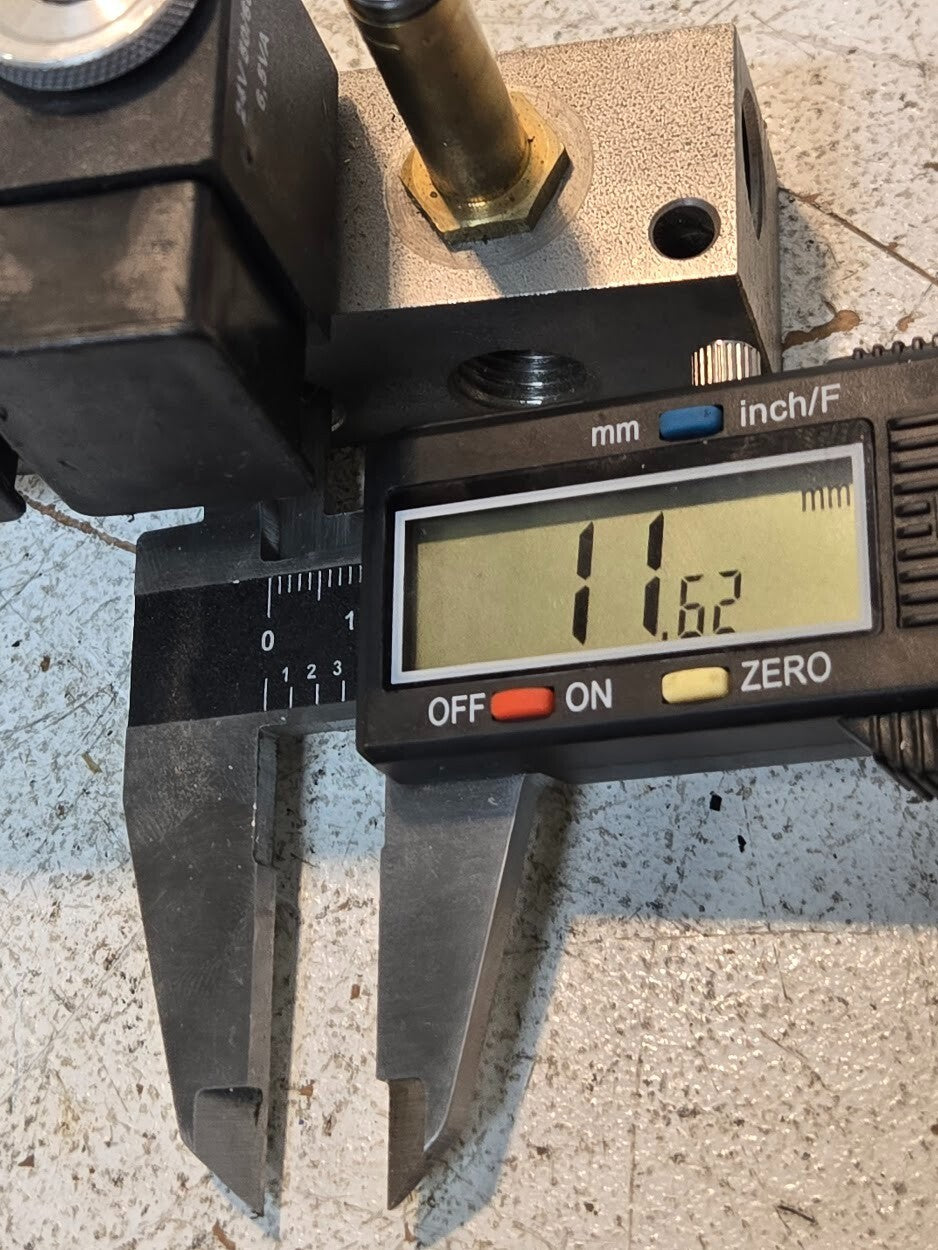 CFA Manifold Block and Solenoids 95-211N205-41 | 1/4" Pipe | 203 PSI | 24VAC 5W