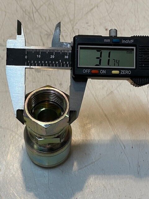 4 Quantity of ATTC-12 Hose Crimp Flat Face Swivel Hydraulic Fittings (4 Qty)