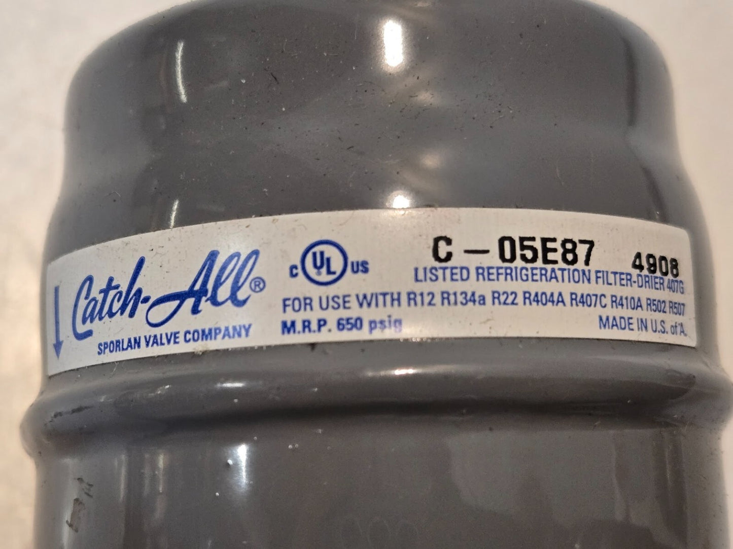 Sporlan Valve Catch-All C-05E87 4908 Refrigerant Filter-Drier 1/4" Inlet/Outlet