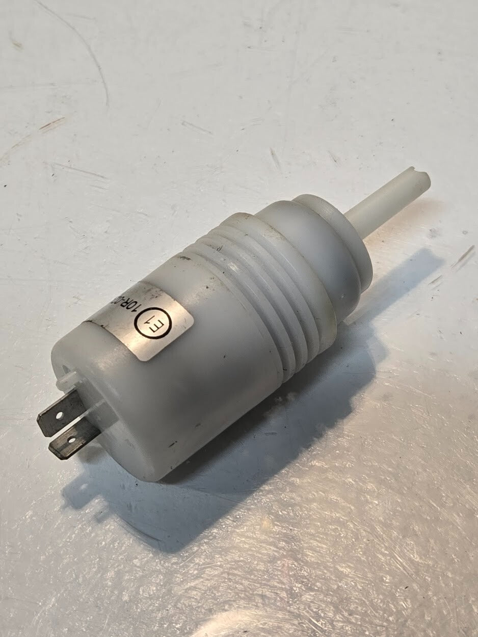 2 Quantity of E1 10R-021193 Windshield Washer Pump 4" Long (2 Quantity)