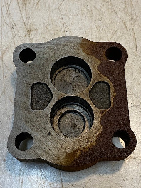 Hydraulic Pump Motor Port End Cover 4-Bolt 5-1/4" x 4-5/8" x 1-1/2"