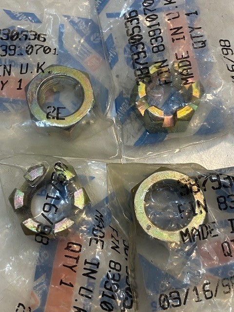 4 Qty of New Holland Spindle Hub Retaining Castle Crown Nuts 387930S36 (4 Qty)