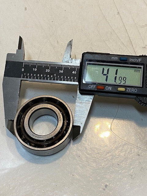 2 Quantity of NSK 7004CTYP4 Bearings 42mm OD 20mm Bore 12mm Thick (2 Quantity)