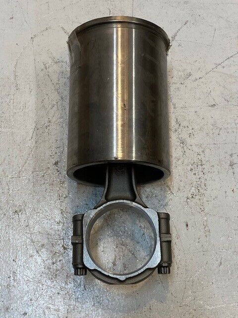 Compressco Piston & Connecting Rod 81565-005 | 67mm Bore 10-1/2" Long