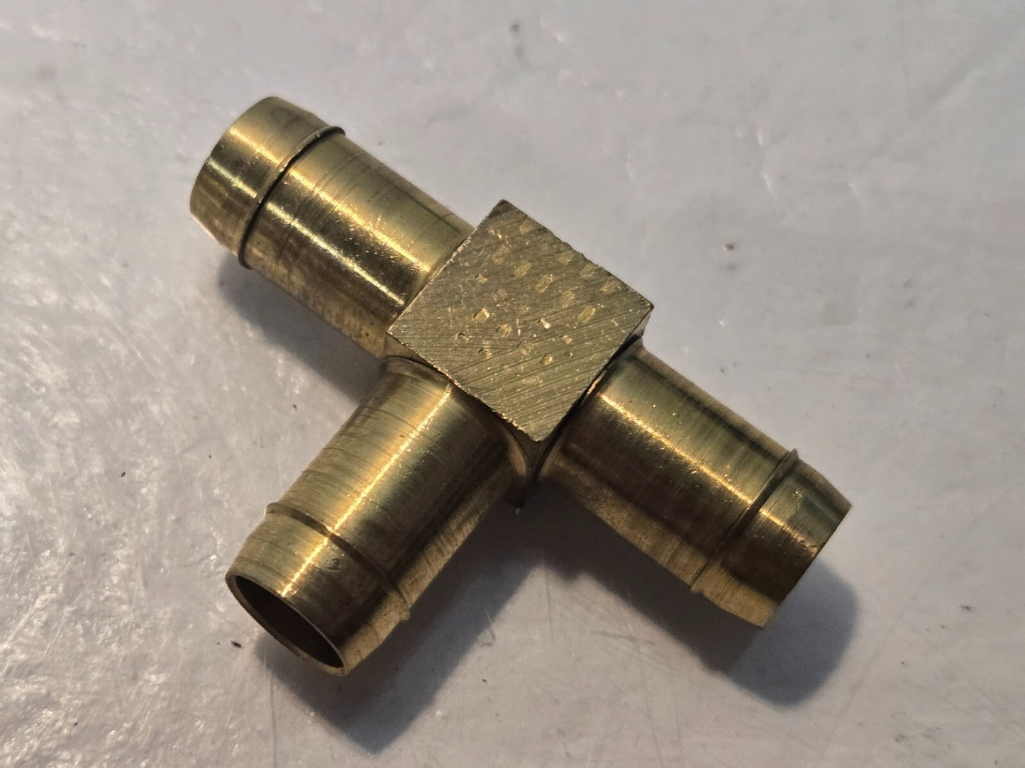 5 Quantity of Couplings Co. 1/2 Poly Tee P125F | 376654 | 720807612588 (5 Qty)