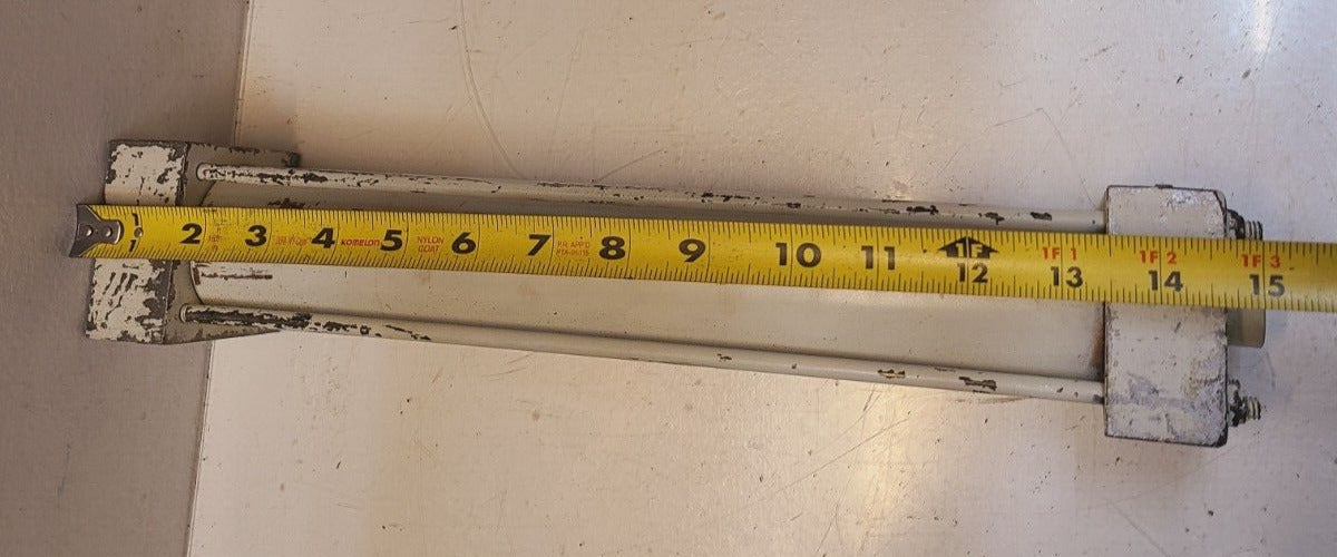 Hydraulic Cylinder Single 15-1/4" Long x 2-3/4" x 2-3/4"