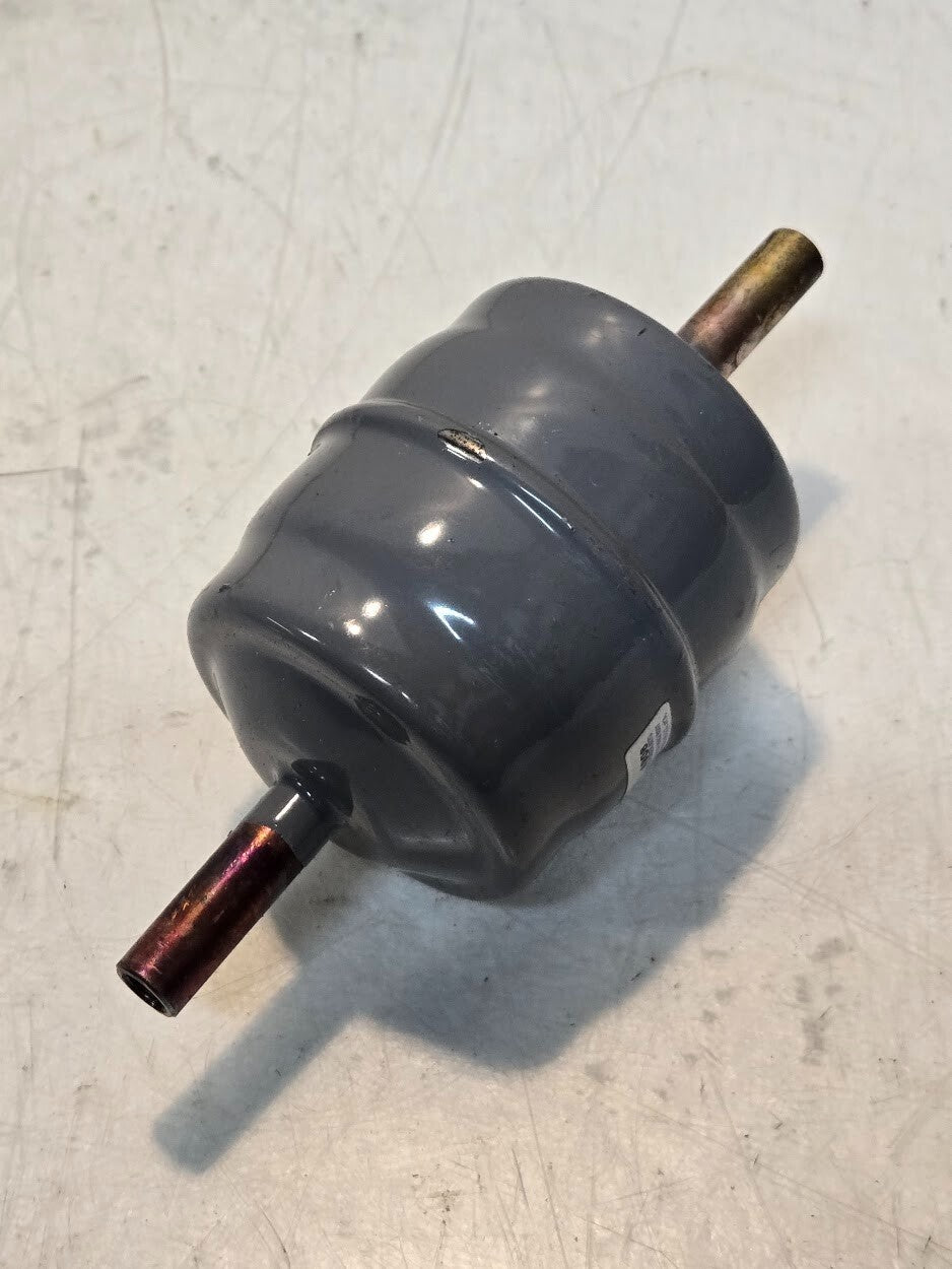 Sporlan Valve Catch-All C-05E87 4908 Refrigerant Filter-Drier 1/4" Inlet/Outlet