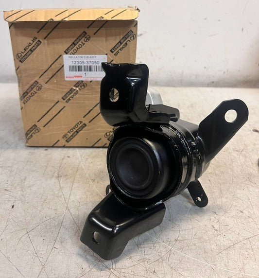 Toyota Right Hand Passenger Side Engine Mount Insulator Sub-Assembly 12305-37050