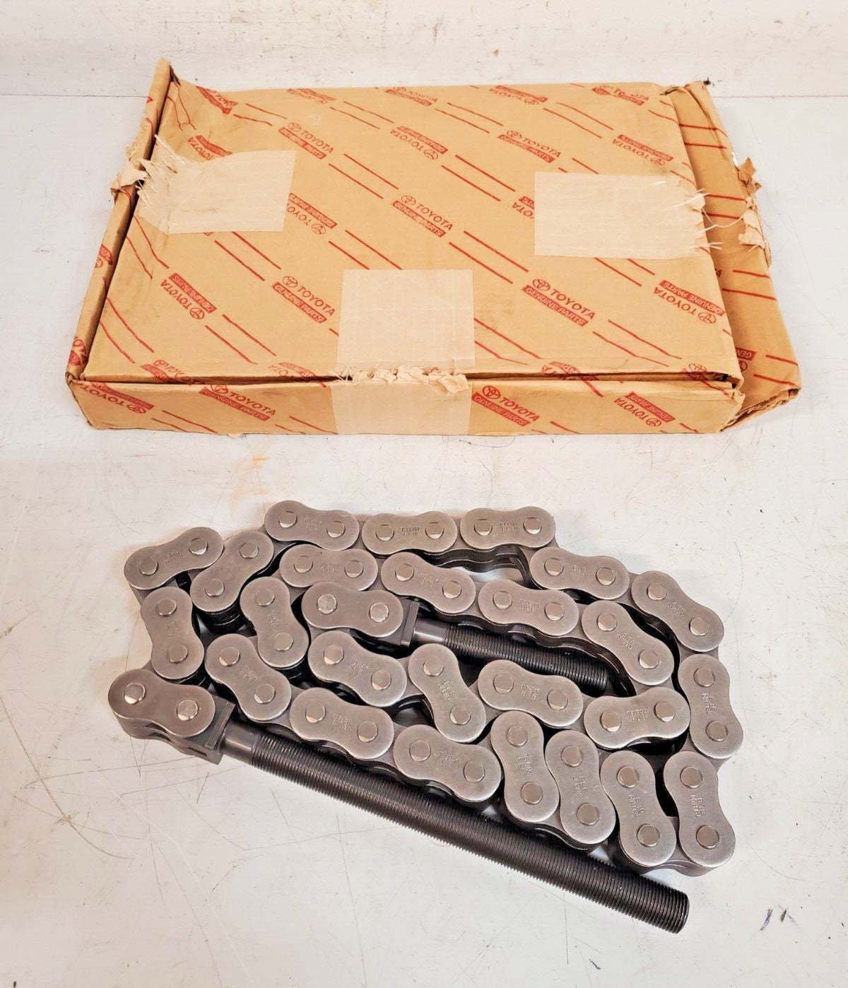 Toyota Chain Sub Assembly 90631-U8053-71 | 90631U805371 | L10-46-B01