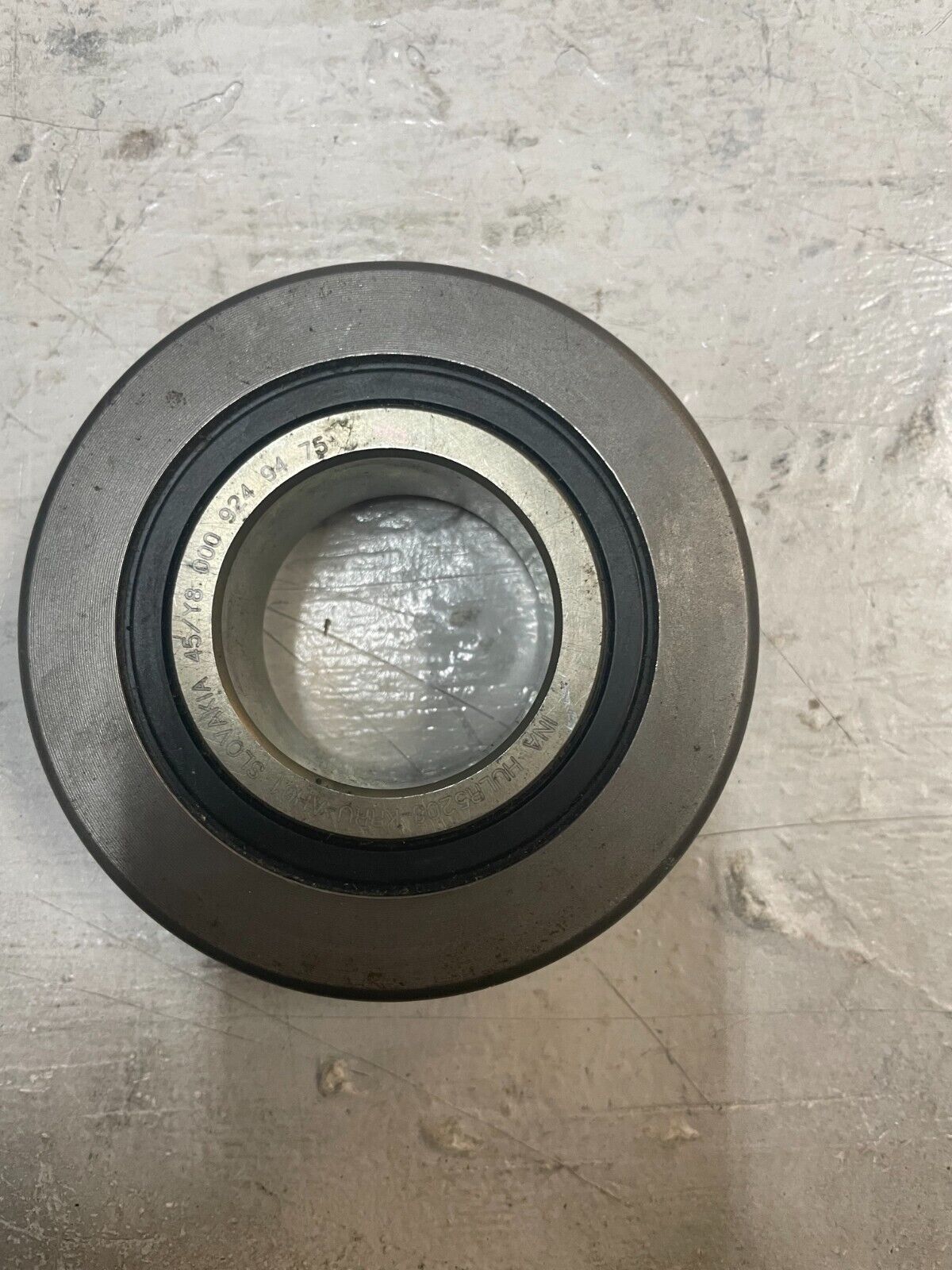 INA HULR5208-KRRU-AH01 SLOVAKIA 45/Y8 000 924 94 75 BEARING